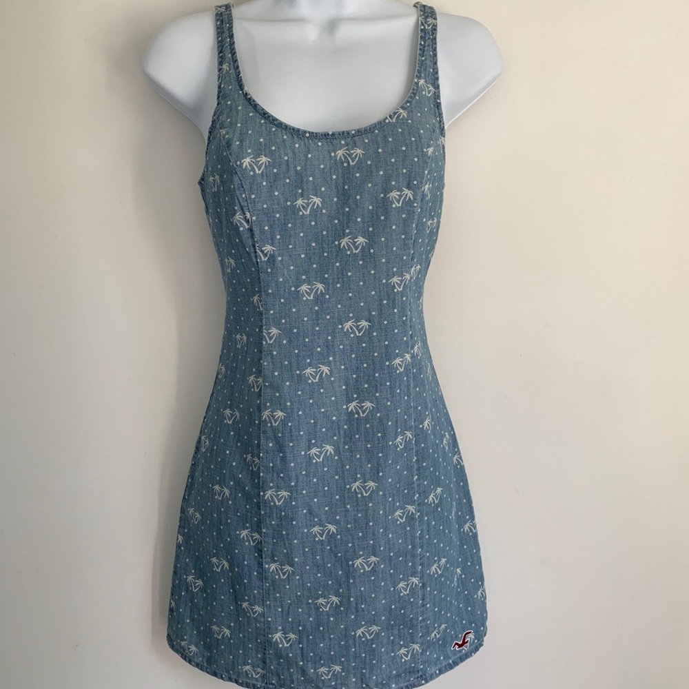 Hollister palm tree and dots dress